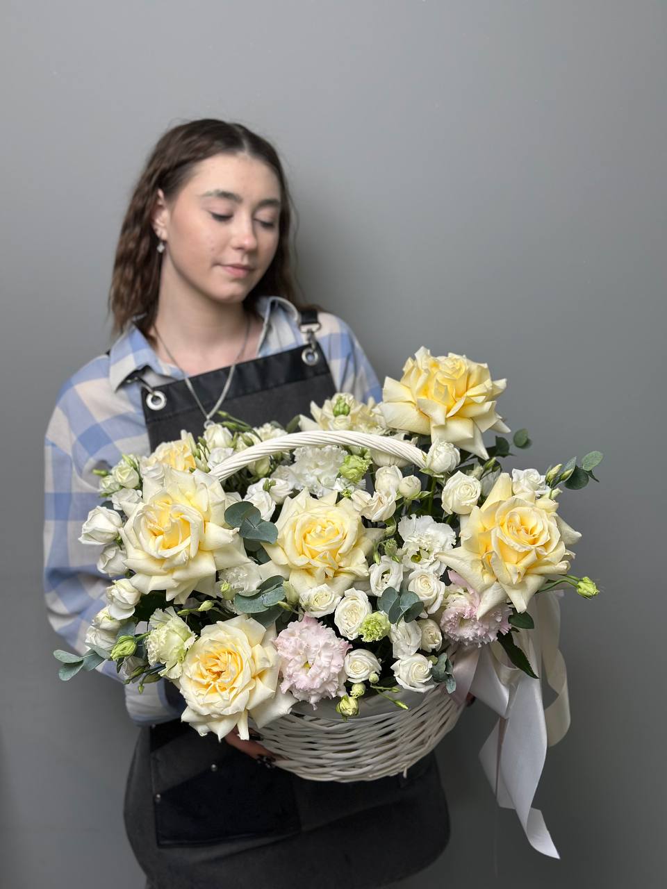Свадебный вальс (Корзина с цветами)